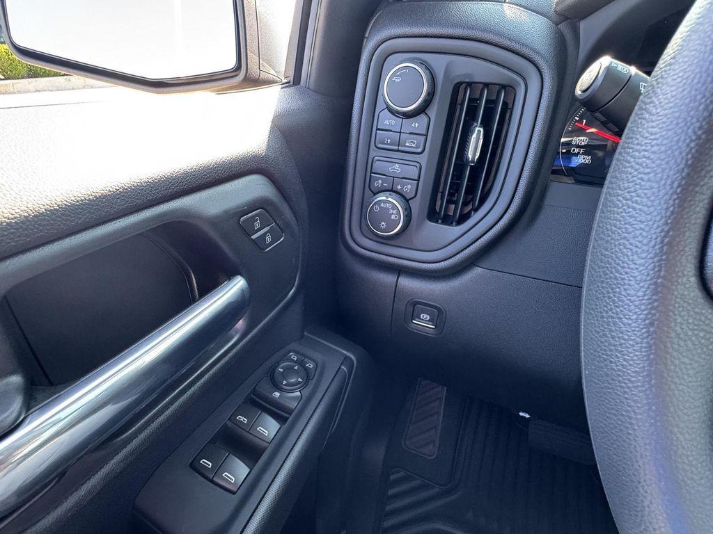 new 2026 Chevrolet Silverado 1500 car, priced at $44,670