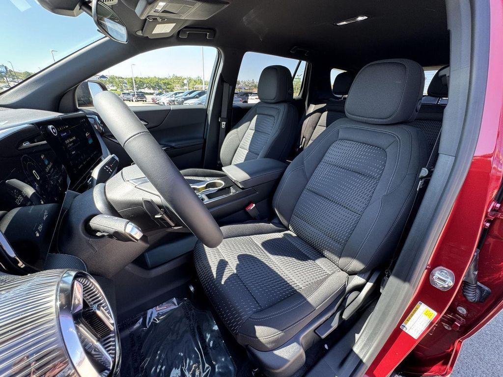 new 2026 Chevrolet Equinox car, priced at $30,490