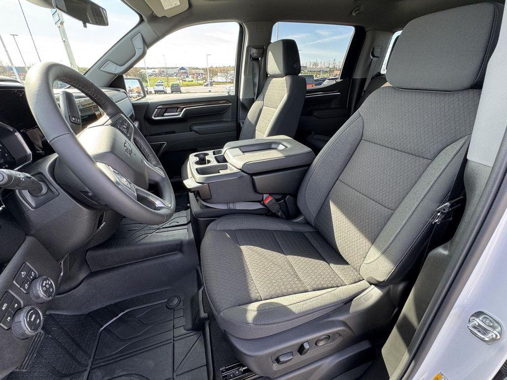 new 2026 Chevrolet Silverado 1500 car, priced at $45,255