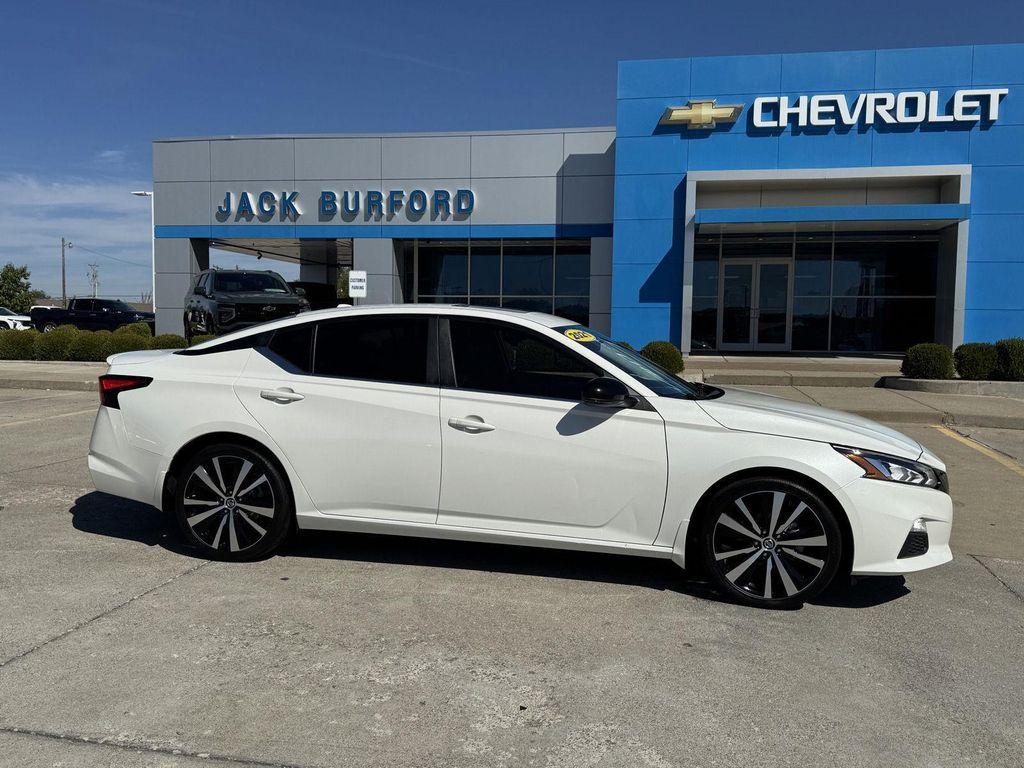 used 2021 Nissan Altima car, priced at $20,000