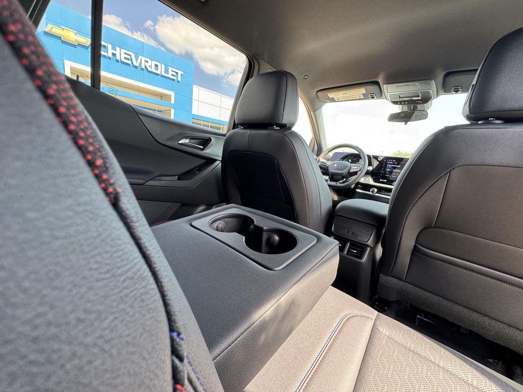 new 2026 Chevrolet Equinox car, priced at $34,026