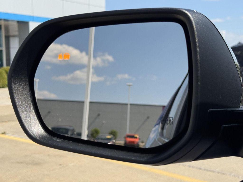 new 2026 Chevrolet Equinox car, priced at $34,026