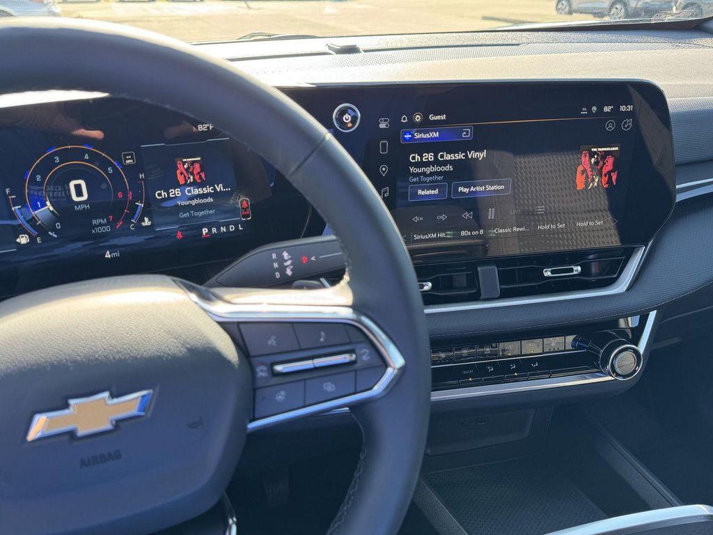new 2026 Chevrolet Equinox car, priced at $29,940