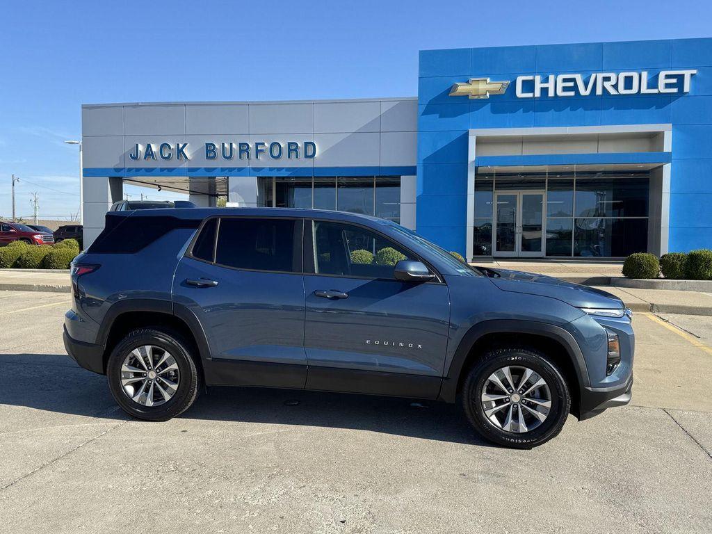 new 2026 Chevrolet Equinox car, priced at $29,940