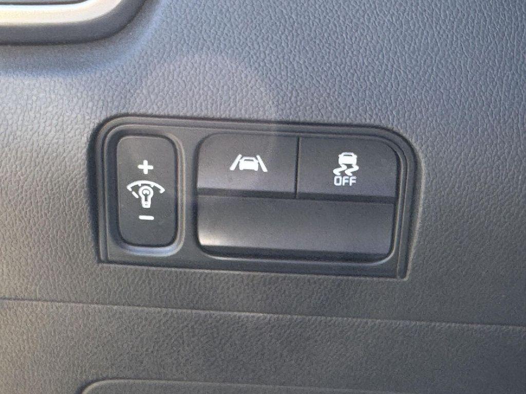 used 2022 Kia Sorento car, priced at $22,500