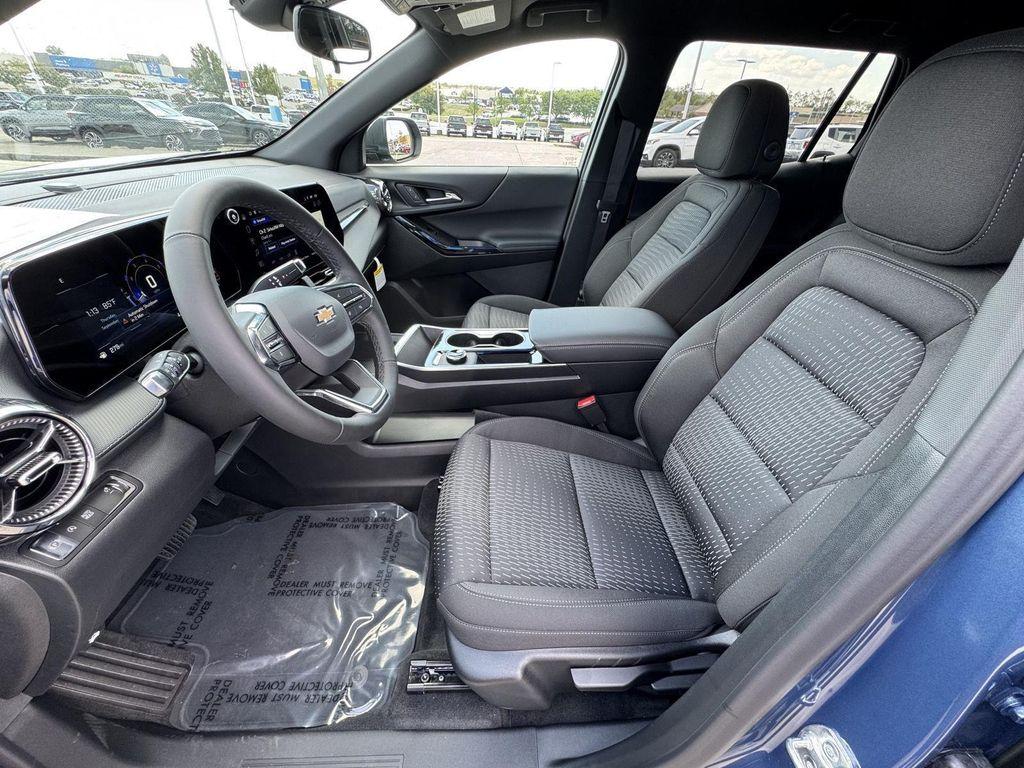 new 2026 Chevrolet Equinox car, priced at $28,995