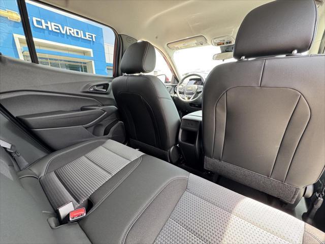 new 2025 Chevrolet Trax car, priced at $25,385