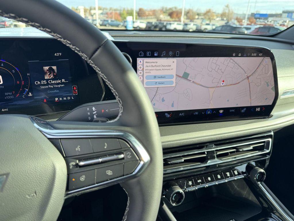 new 2026 Chevrolet Traverse car, priced at $41,026