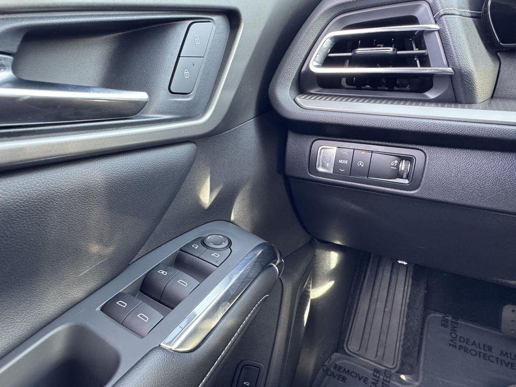 new 2026 Chevrolet Traverse car, priced at $41,026