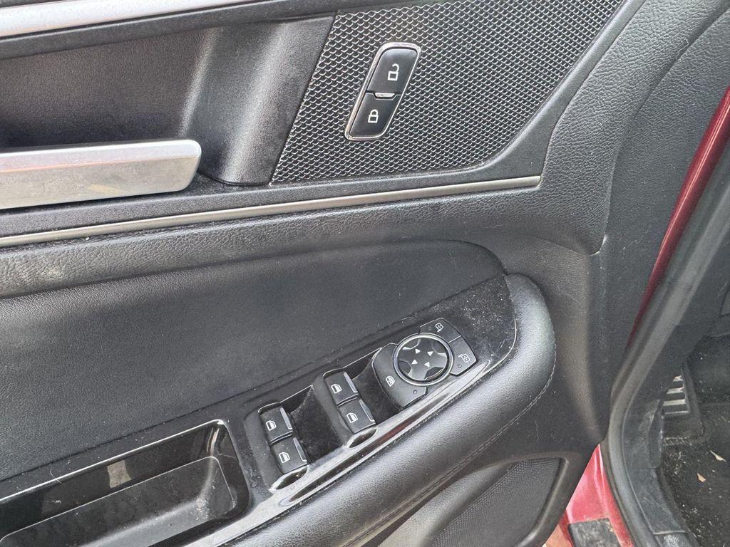 used 2015 Ford Edge car, priced at $9,500