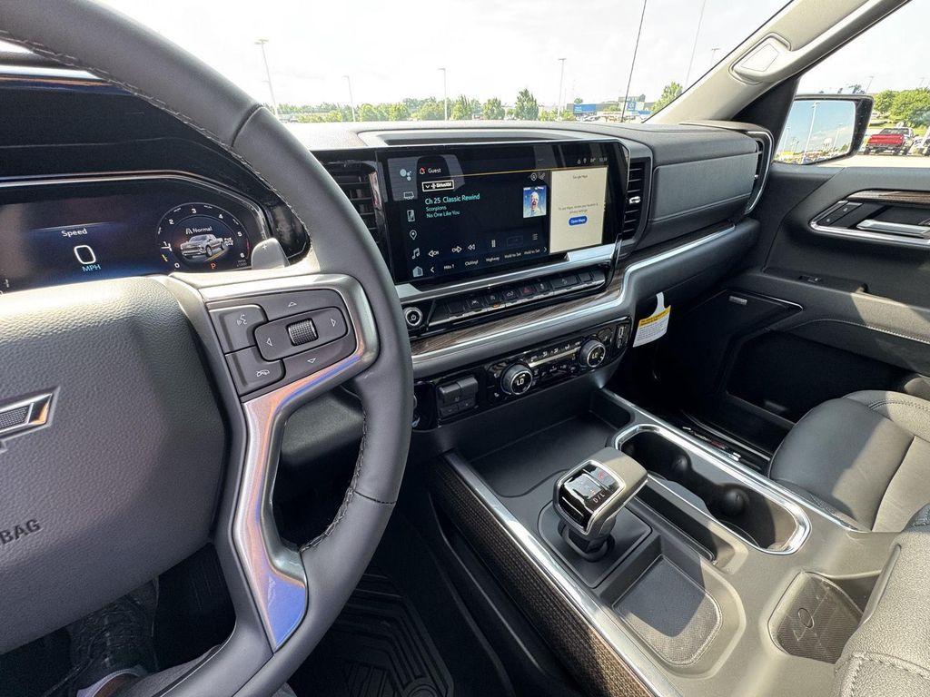 new 2025 Chevrolet Silverado 1500 car, priced at $57,765