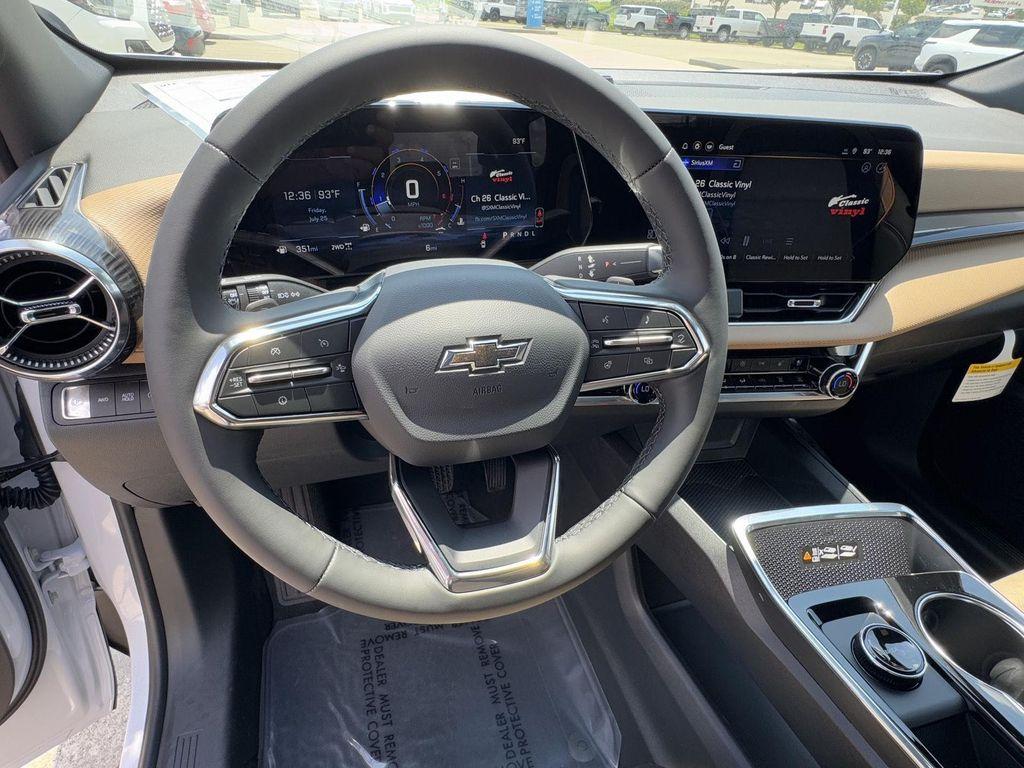 new 2026 Chevrolet Equinox car, priced at $37,285
