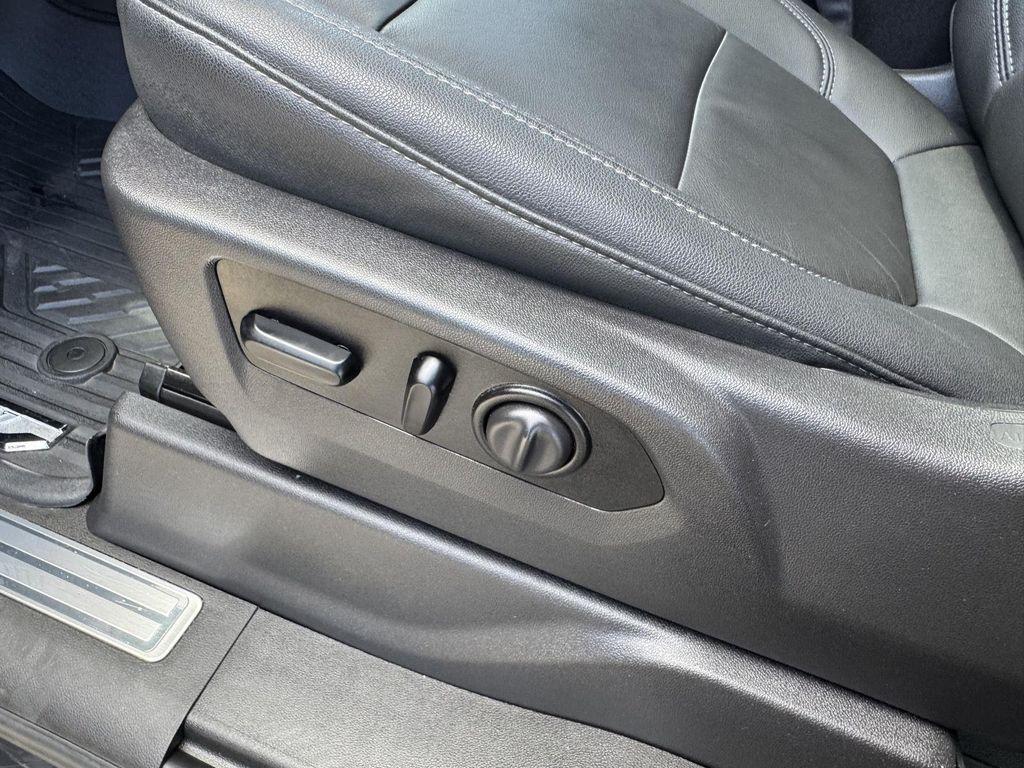 used 2021 Chevrolet Silverado 1500 car, priced at $33,500