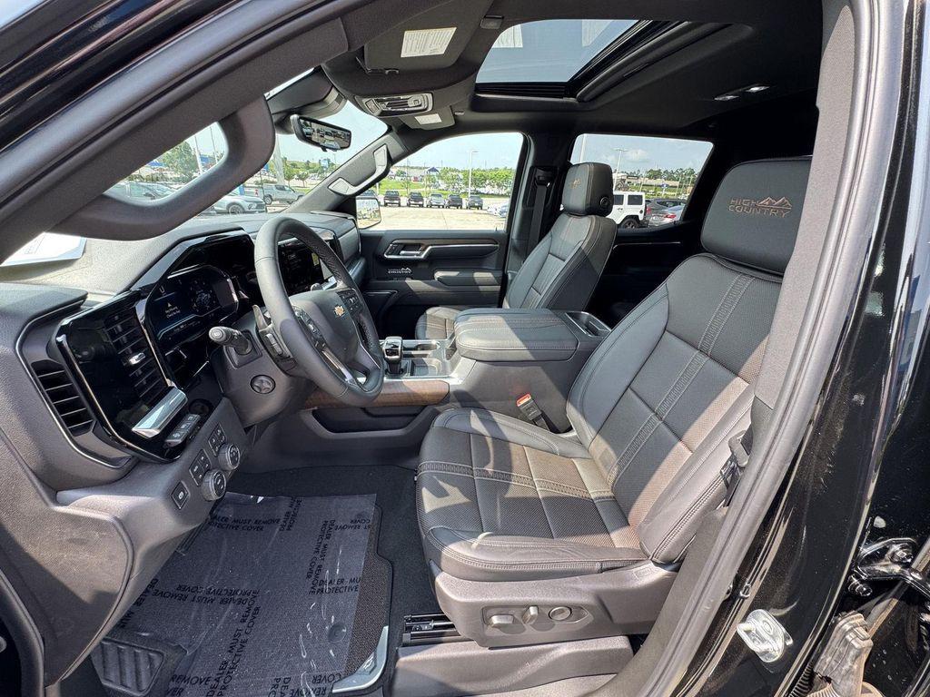 new 2025 Chevrolet Silverado 1500 car, priced at $64,205