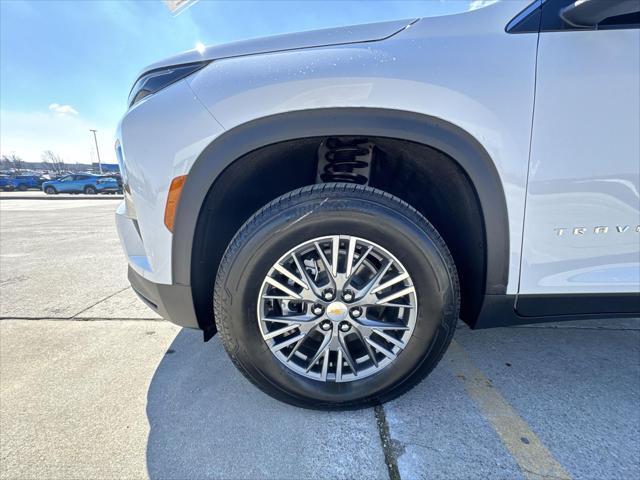 new 2025 Chevrolet Traverse car, priced at $42,595