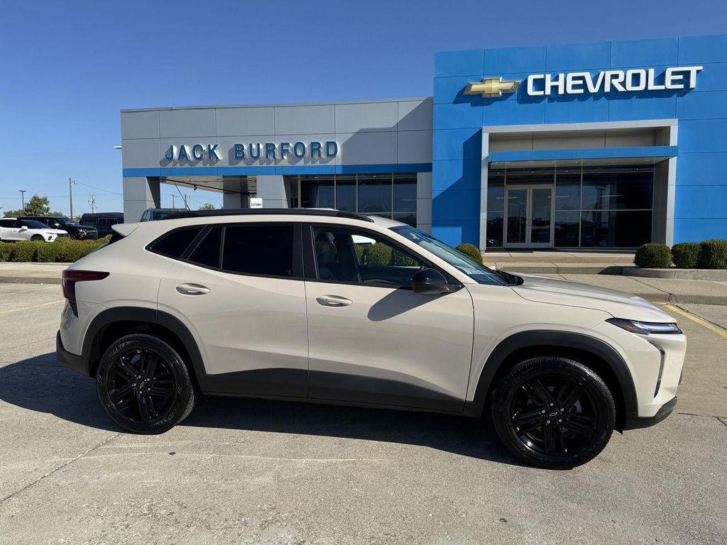 new 2026 Chevrolet Trax car, priced at $27,426