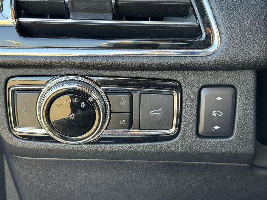 used 2019 Lincoln Navigator car, priced at $27,750