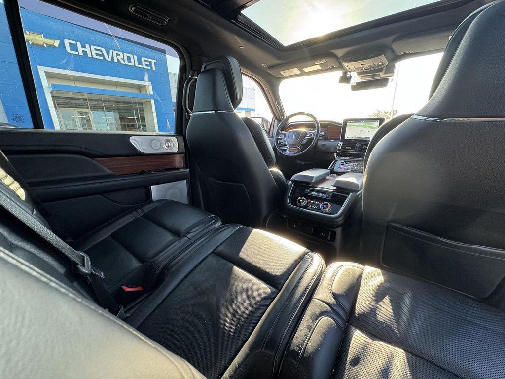 used 2019 Lincoln Navigator car, priced at $30,000