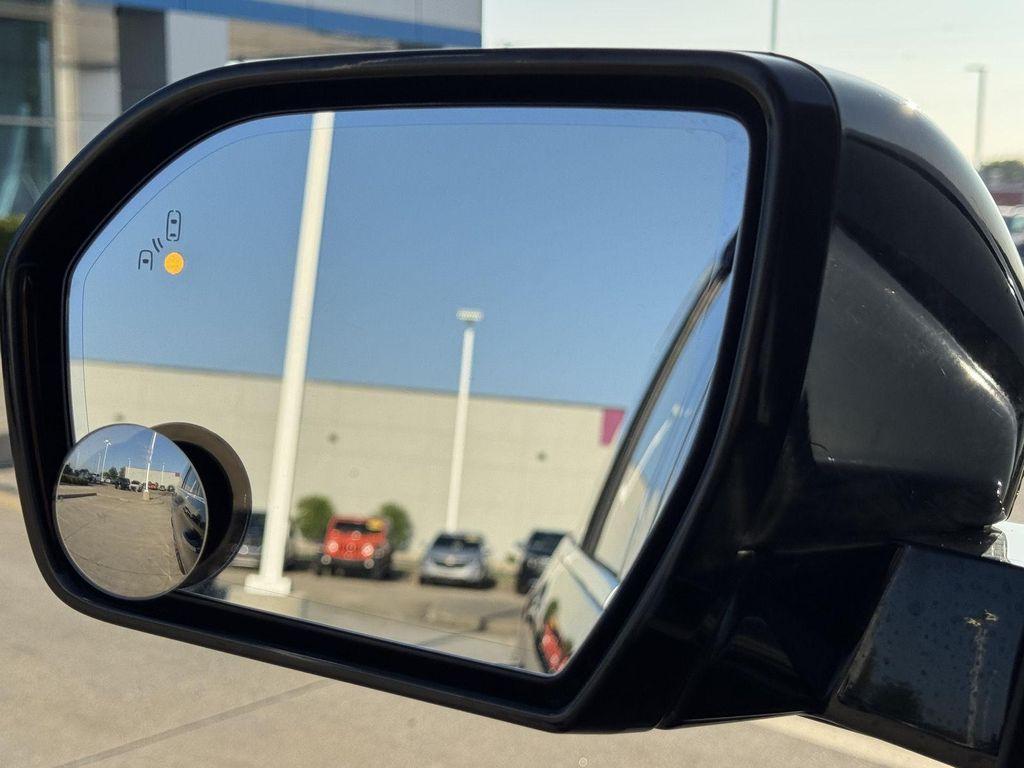 used 2019 Lincoln Navigator car, priced at $27,750