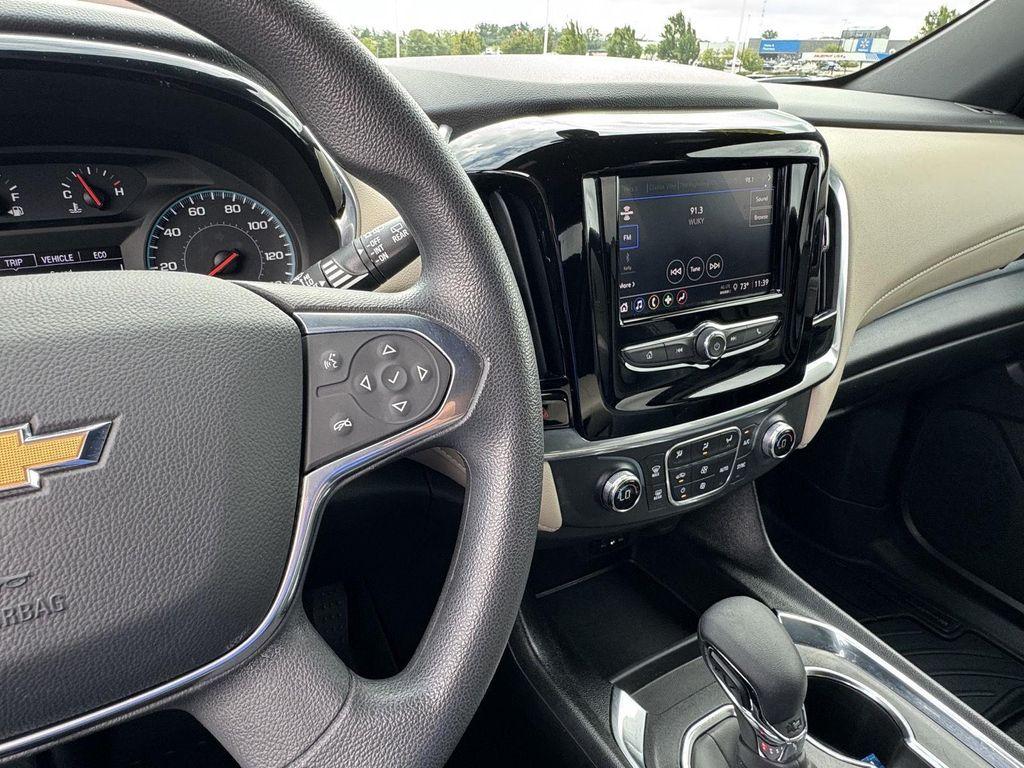 used 2022 Chevrolet Traverse car, priced at $24,500