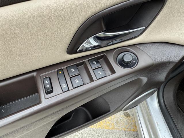 used 2015 Chevrolet Cruze car, priced at $9,500