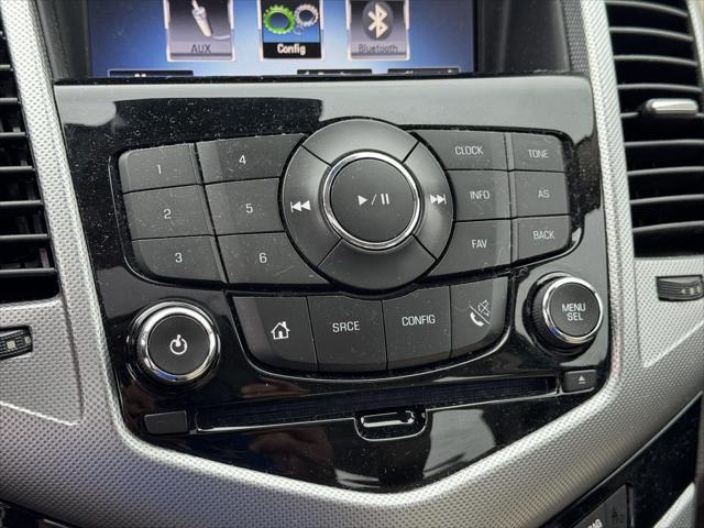 used 2015 Chevrolet Cruze car, priced at $9,500