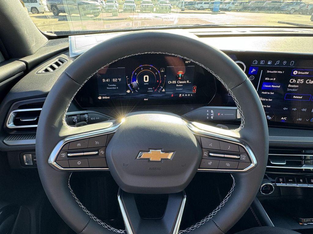 new 2026 Chevrolet Traverse car, priced at $44,326