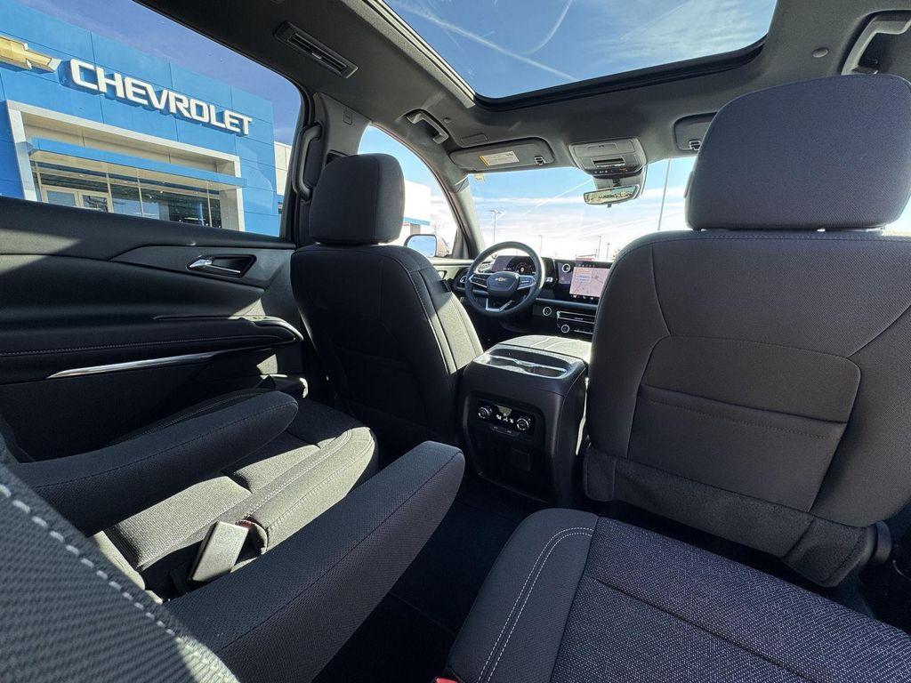 new 2026 Chevrolet Traverse car, priced at $44,326