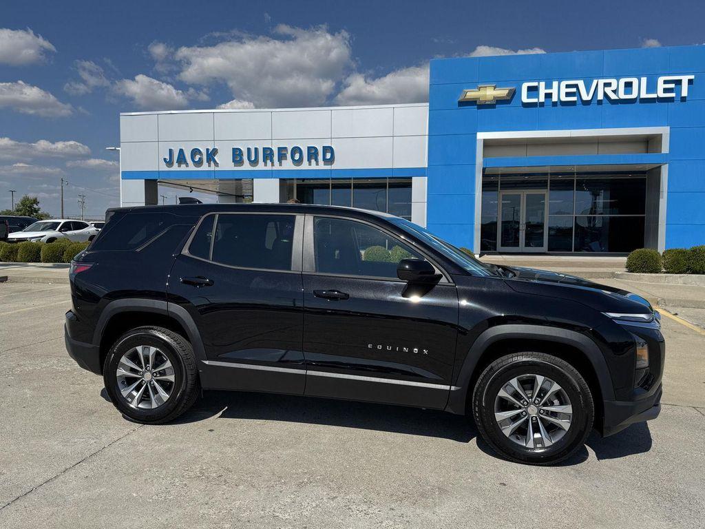 new 2026 Chevrolet Equinox car, priced at $29,995
