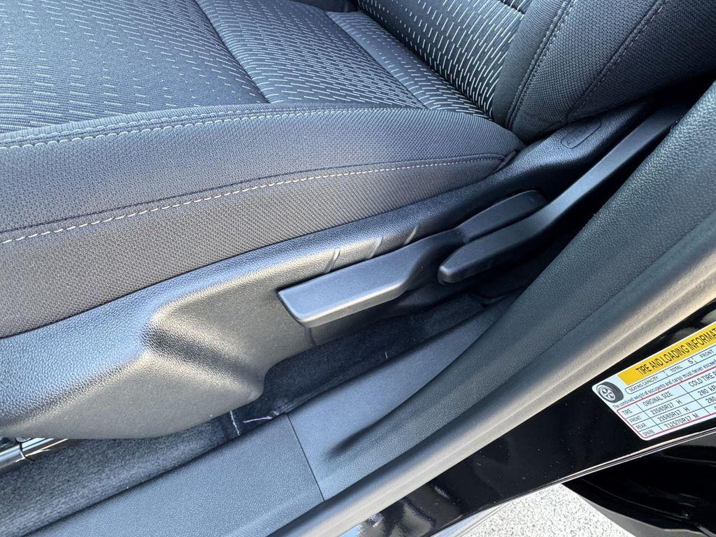 new 2026 Chevrolet Equinox car, priced at $29,995