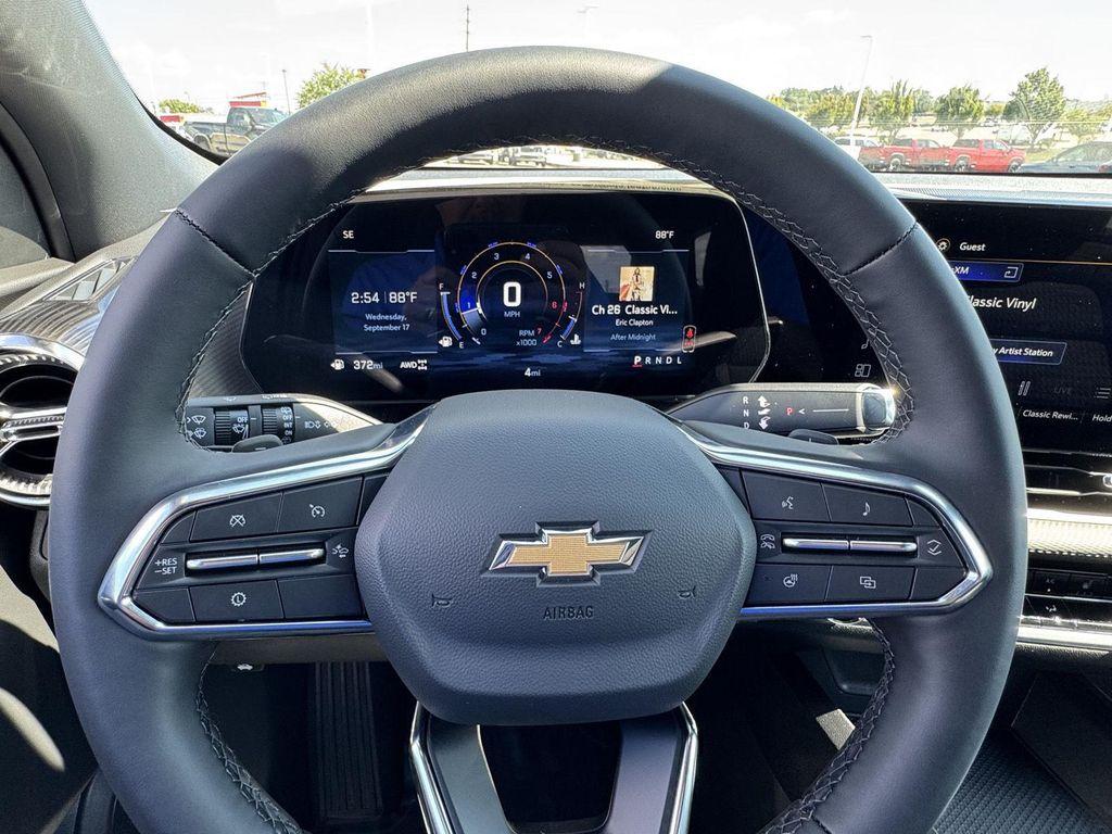 new 2026 Chevrolet Equinox car, priced at $29,995