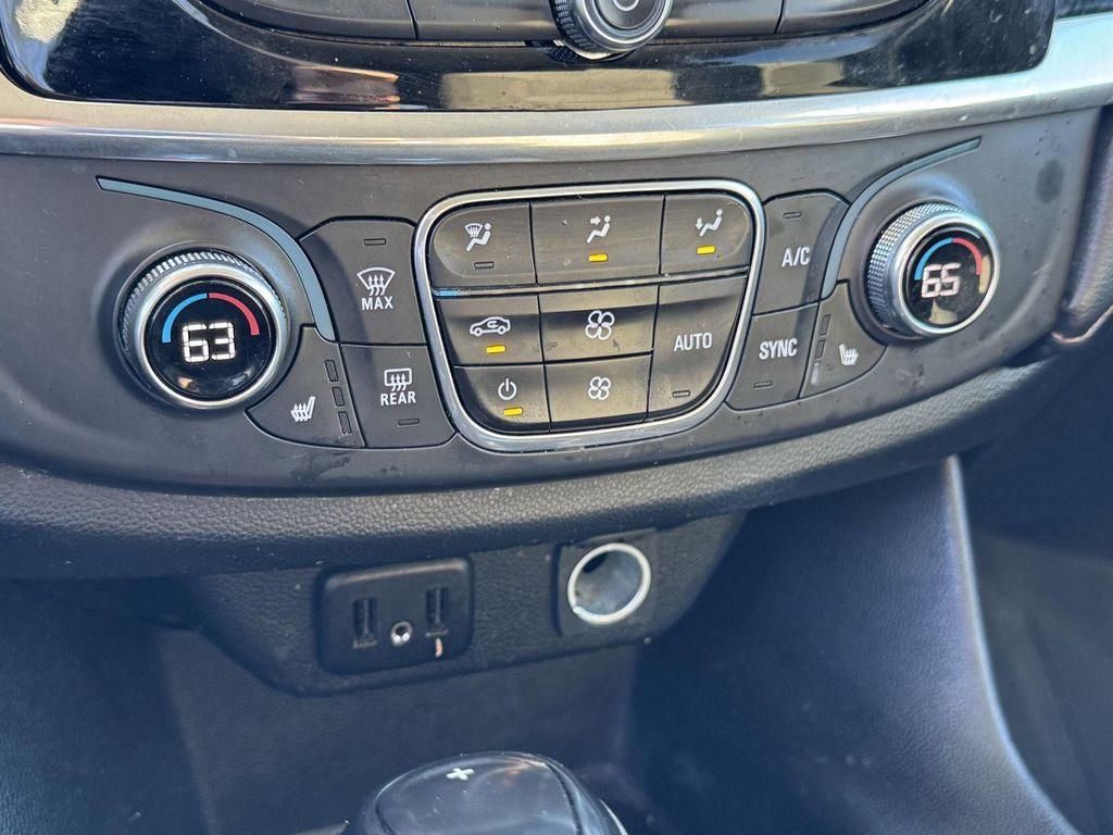 used 2019 Chevrolet Traverse car, priced at $18,000