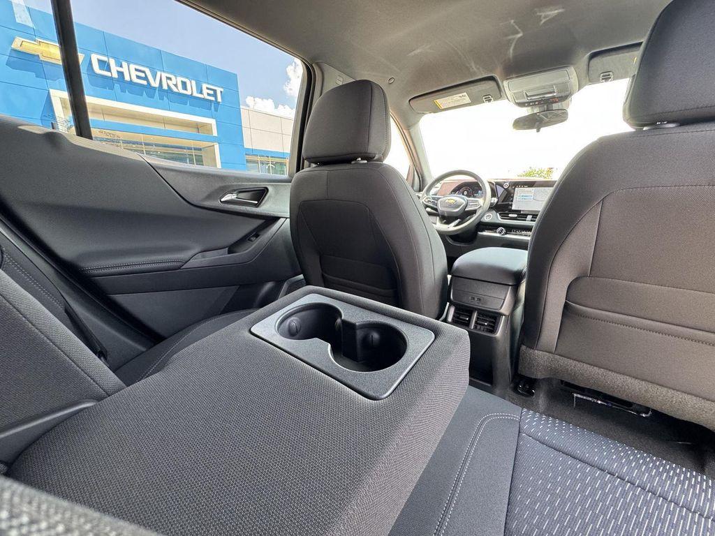 new 2026 Chevrolet Equinox car, priced at $28,995