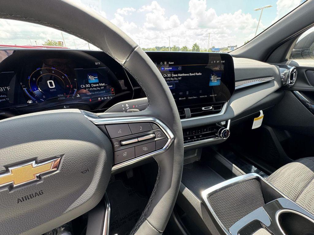 new 2026 Chevrolet Equinox car, priced at $28,995