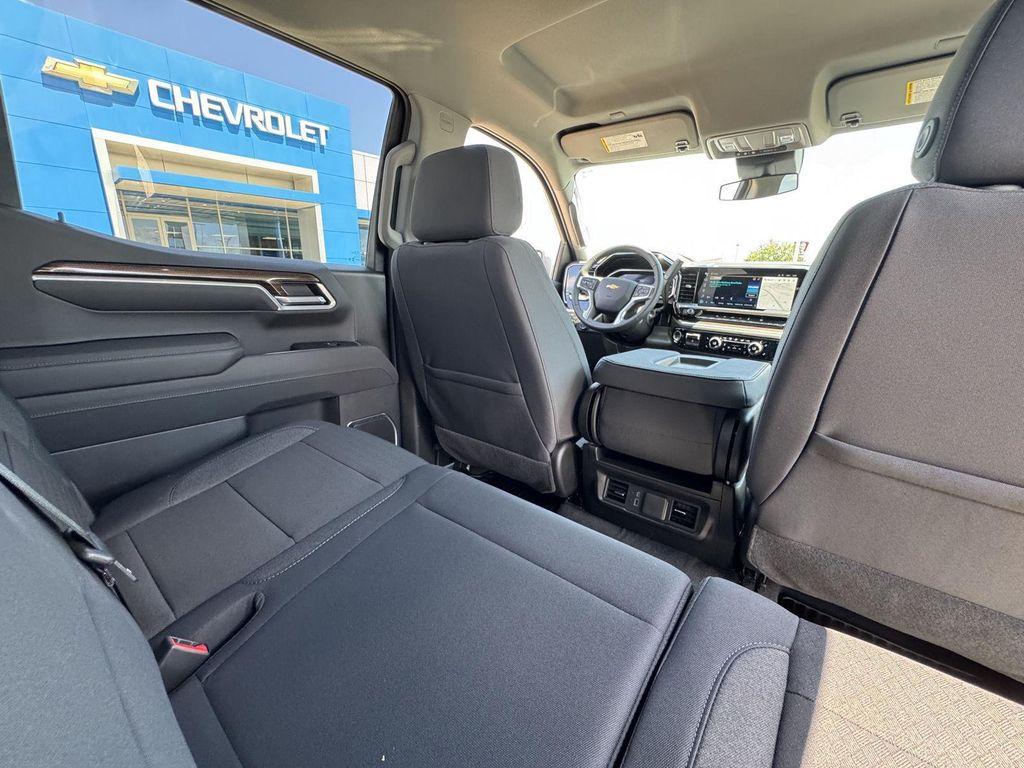 new 2026 Chevrolet Silverado 1500 car, priced at $48,295