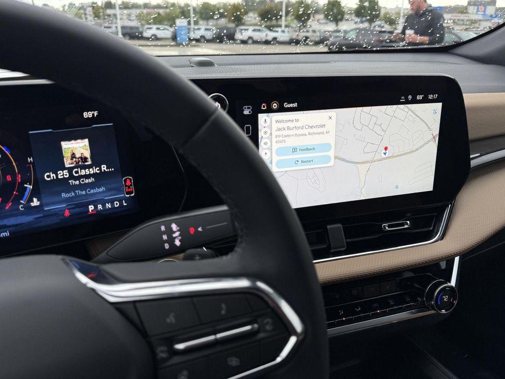 new 2026 Chevrolet Equinox car, priced at $34,395