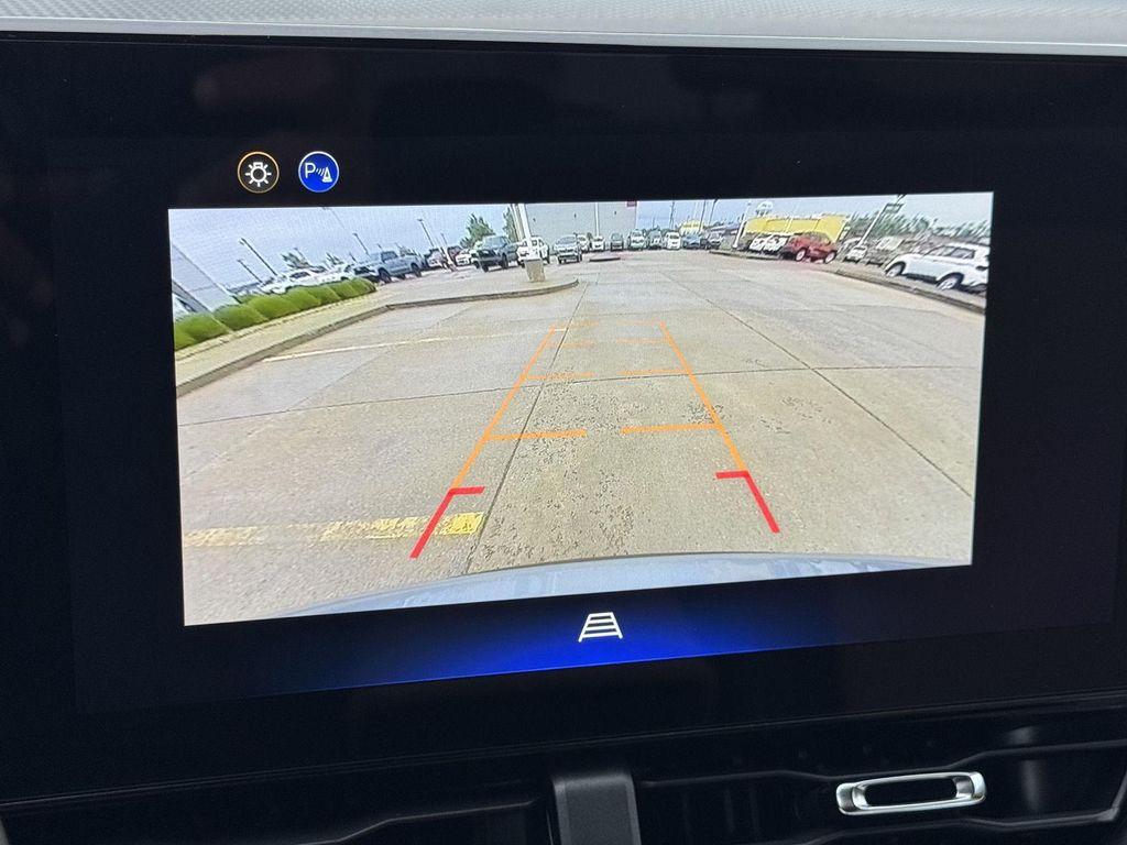 new 2026 Chevrolet Equinox car, priced at $34,395