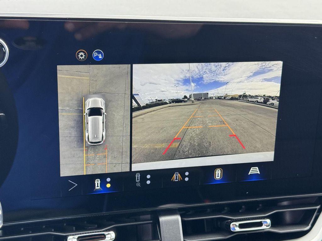 new 2026 Chevrolet Equinox car, priced at $28,940