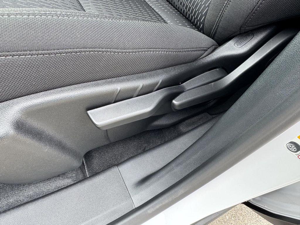 new 2026 Chevrolet Equinox car, priced at $28,940