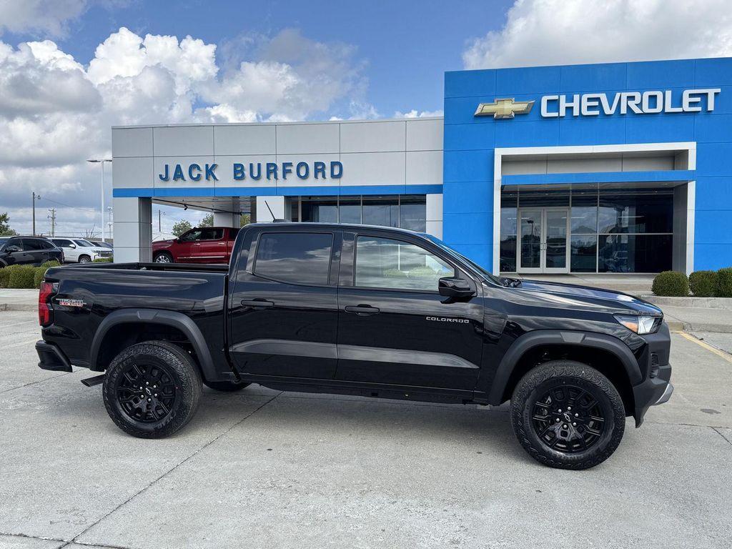 new 2026 Chevrolet Colorado car, priced at $38,926