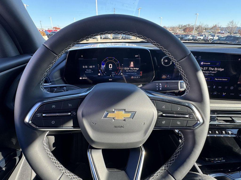 new 2026 Chevrolet Traverse car, priced at $41,726