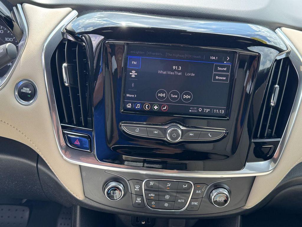 used 2023 Chevrolet Traverse car, priced at $28,000