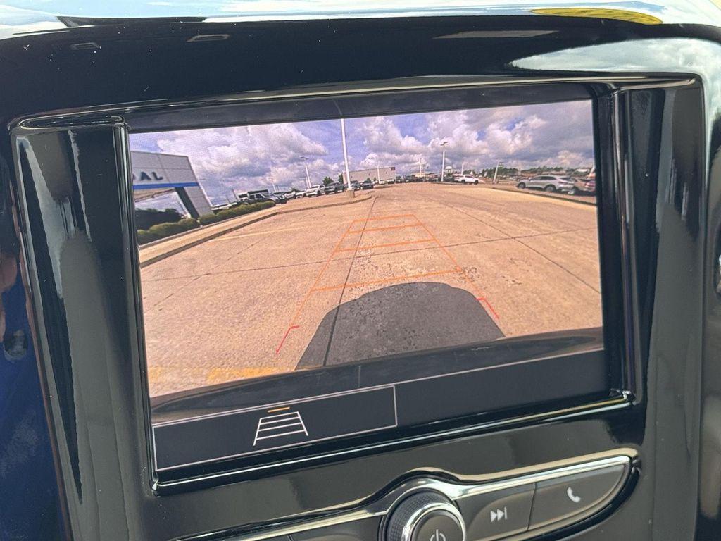used 2023 Chevrolet Traverse car, priced at $28,000