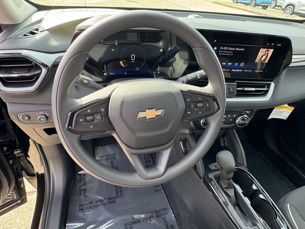 new 2026 Chevrolet TrailBlazer car, priced at $25,526