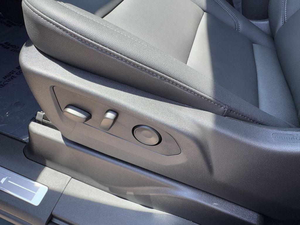 new 2025 Chevrolet Suburban car, priced at $80,226