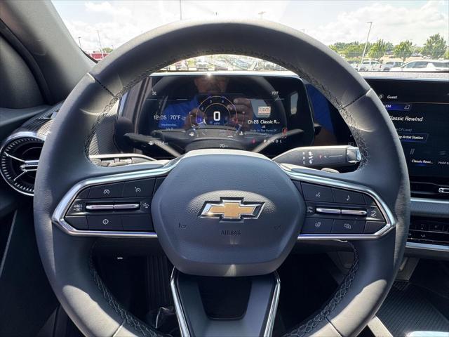 new 2026 Chevrolet Equinox car, priced at $28,995