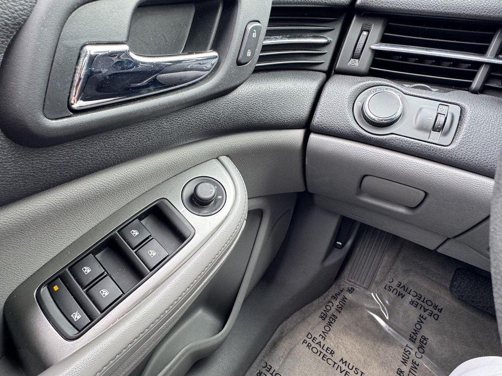 used 2015 Chevrolet Malibu car, priced at $10,000