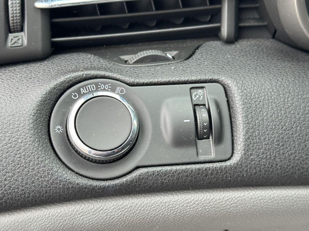 used 2015 Chevrolet Malibu car, priced at $10,000