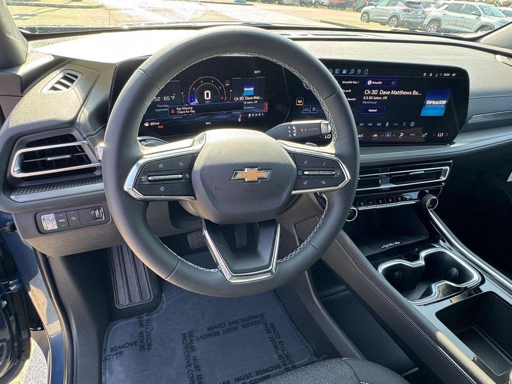 new 2026 Chevrolet Traverse car, priced at $41,426