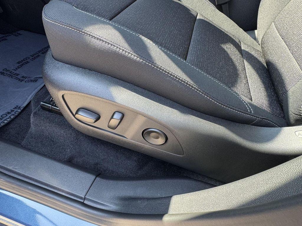 new 2026 Chevrolet Traverse car, priced at $41,426